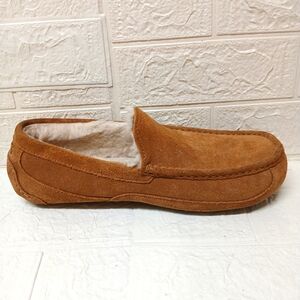 UGG  Men's Slippers